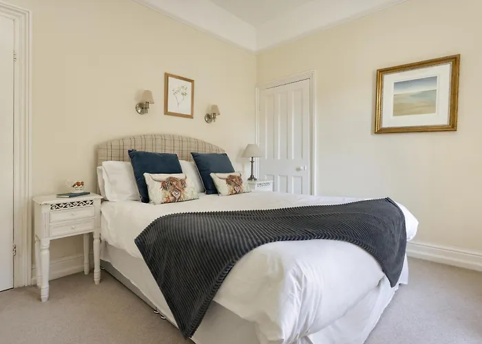 Wetherlam בית נופש *